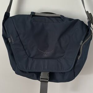 OSPREY Bags Osprey Flapjack Courier Bag Navy Blue Euc Poshmark